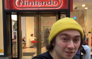 Се намести во редот два месеци порано: Јутјуберот со нетрпение ја чека новата конзола