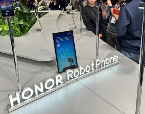Honor го претстави Robot Phone на MWC 2026 — телефон со уникатна робо‑камера